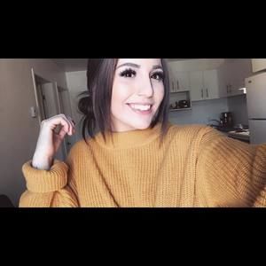 Meet your Posher, Rebecca